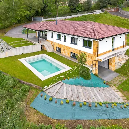 Вилла Con Piscina Privada Y Vistas A La Naturaleza